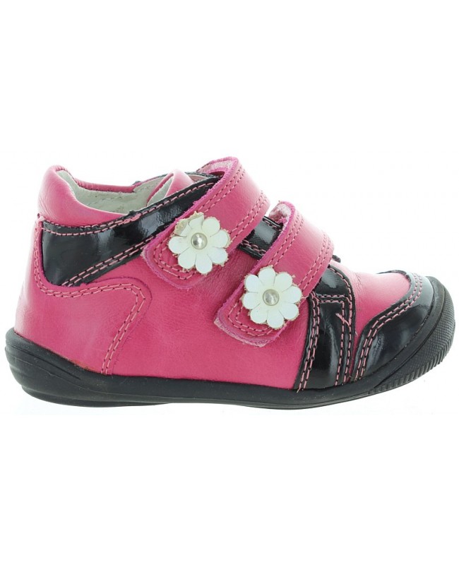 Toddler shoes for learning to walk for natural step
