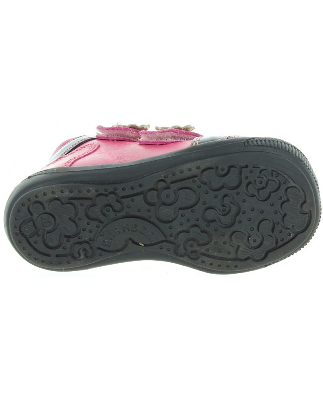 Toddler shoes for learning to walk for natural step