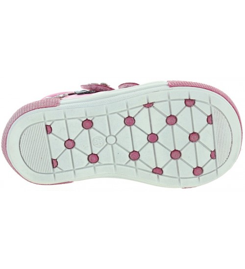 Girls pink boots to stop orthopedic problems 