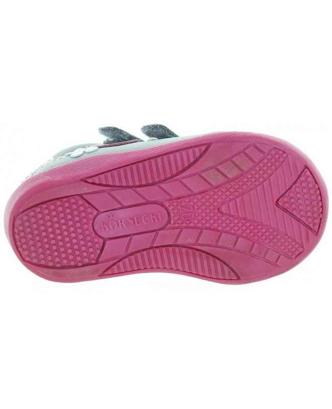 Profiled child shoes with arch support