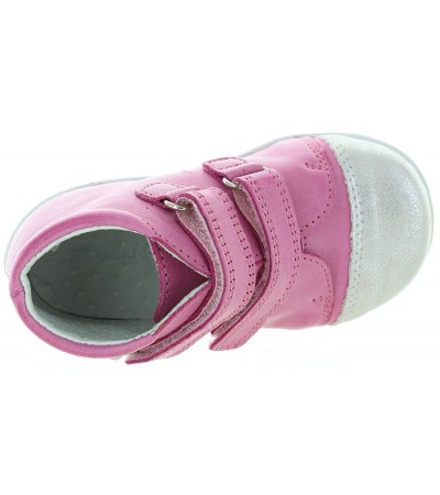 Ankle high tops for flat footed toddler