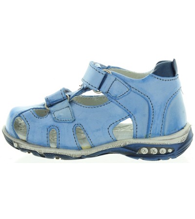 Boy with flat feet best wide sandals 