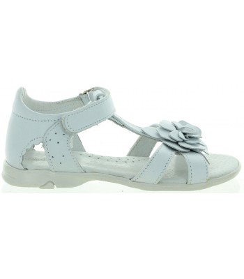 Pigeon toed child leather sandals 