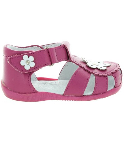 Posture corrective sandals for flat feet