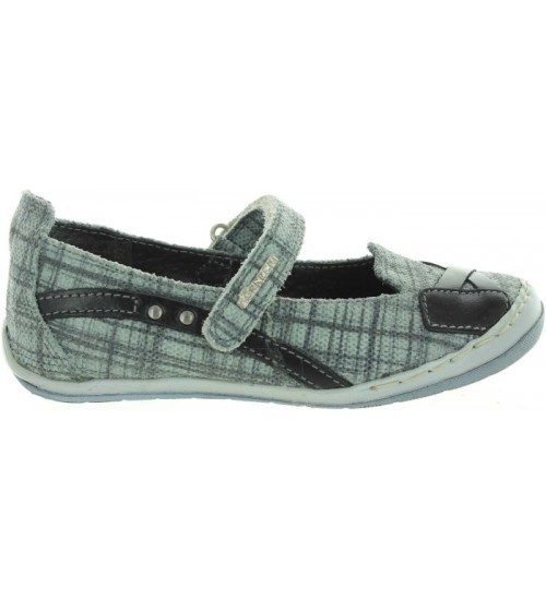 Shoes for problem feet that are special for girls 