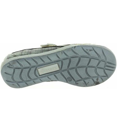 Shoes for problem feet that are special for girls 