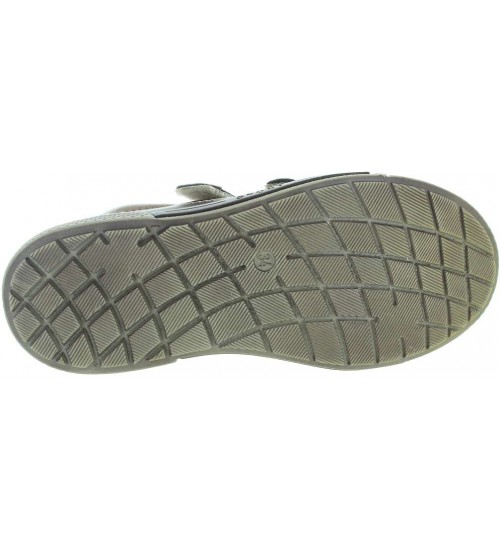 Best shoes for boys for wide feet