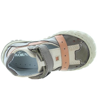 Shoes for toddlers with high backs