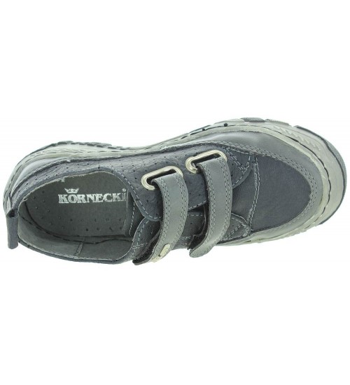Boys shoes for high instep and wide feet