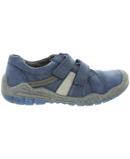 Sneakers for boys with flat feet that are European