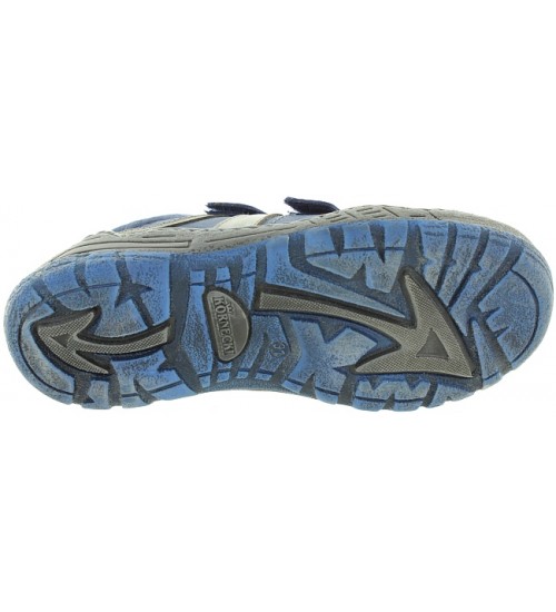 Sneakers for boys with flat feet that are European