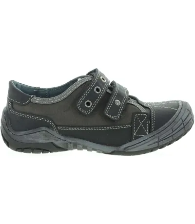 Double wide shoes for boys with high instep 
