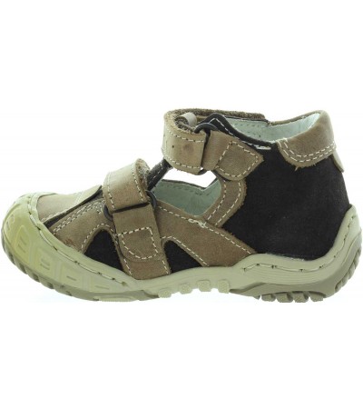 Baby boy sandals with hard bottom soles 