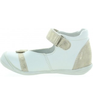 Konia White Konia White