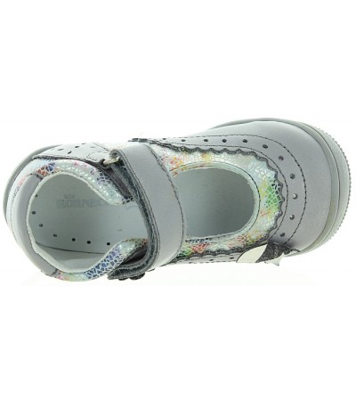 Correct ankle turning support shoes