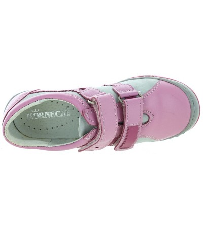 Best running shoes for girls for flat feet
