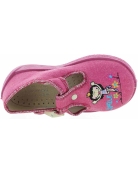 Supportive toddler slippers with good arch and ankle support
