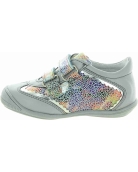 Toddler sneakers for toeing in girls