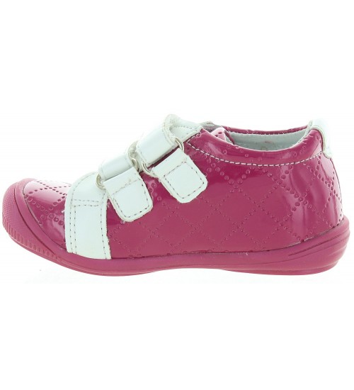 Child ankle high sneakers 