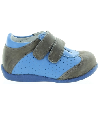 Sneakers for learning to walk with ortho arches