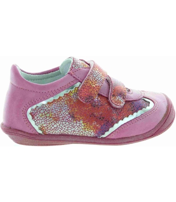 Pink leather baby sneakers for learning to stand and walk