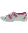 Corrective shoes for intoeing children