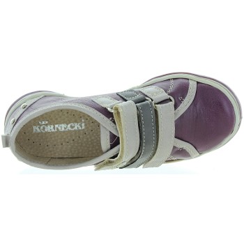 Support girls purple sneakers for optimal comfort