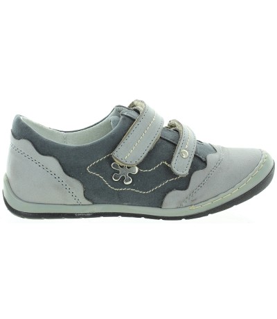 Quality gray sneakers for girls with good arch support 