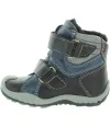Snow boots for child with pigeon toes