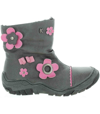 Winter gray snow boots for kids that are waterproof 