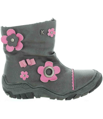 Winter gray snow boots for kids that are waterproof 