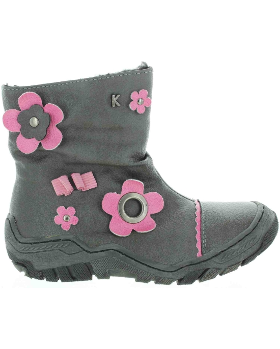 Winter gray snow boots for kids that are waterproof 