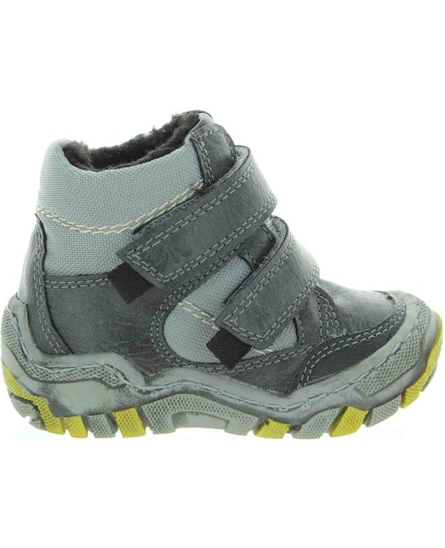 Support shoes for a baby foot 