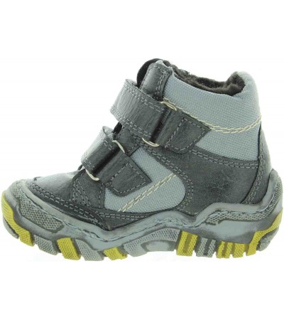 Support shoes for a baby foot 