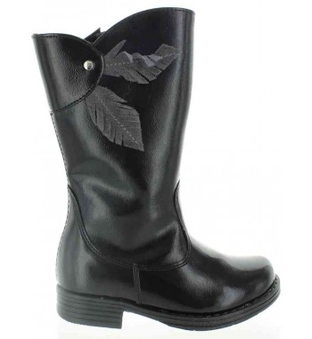 Kuria Black