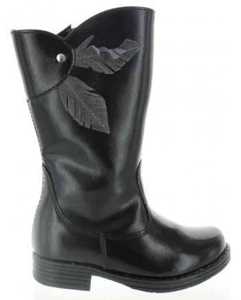 Kuria Black