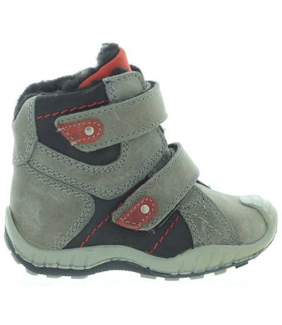 Quality correction shoes for baby feet turned outward
