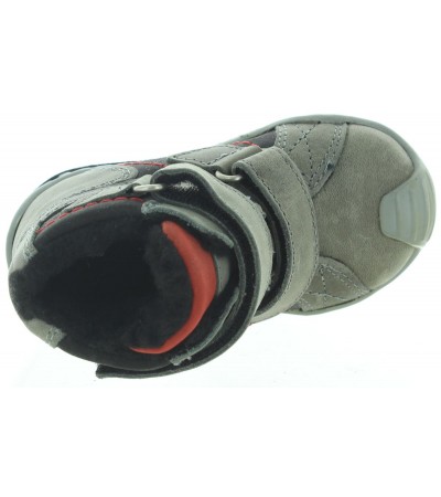 Correction shoes for baby foot turned outward