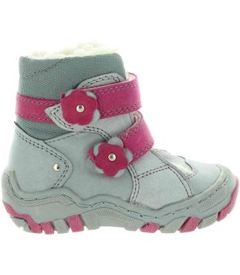 Learning to walk gray wool boots for a toddler 