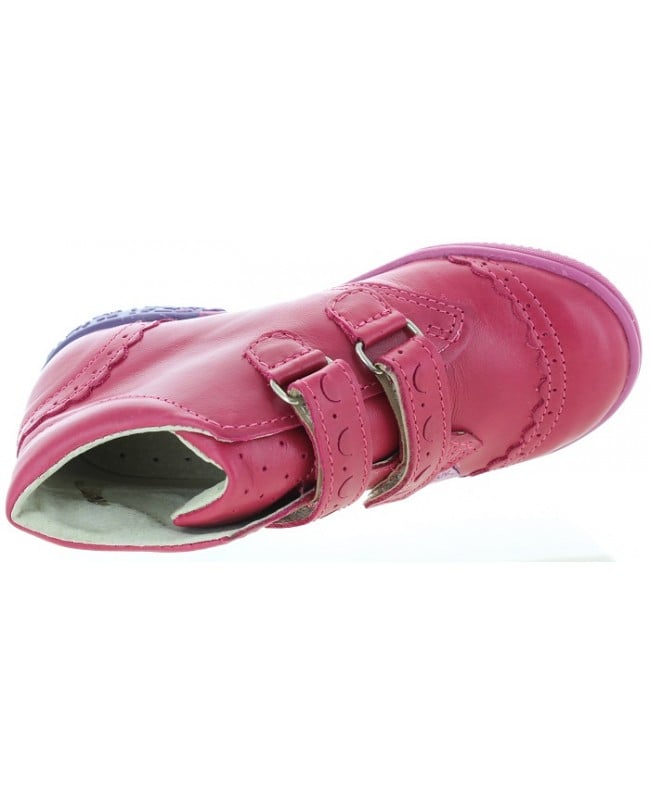 Support boots for flat feet with best arch