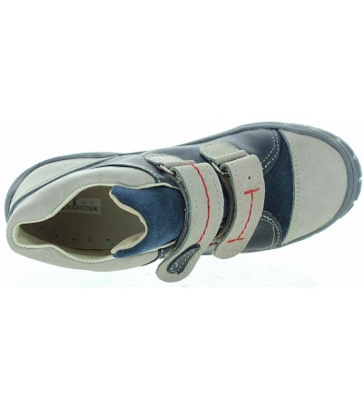 Kids with flat feet boots with arches