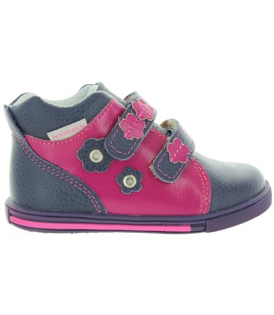 Baby soft supportive walkers with heel support 