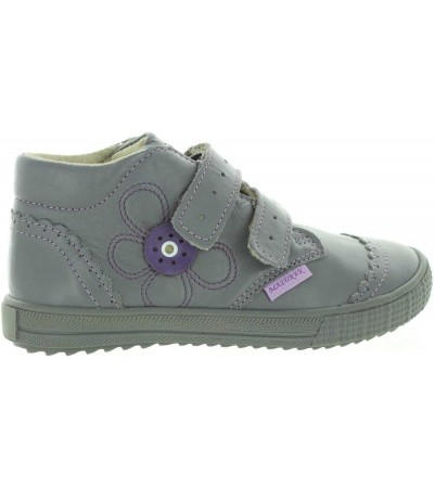 Best walking corrective leather boots for pigeon toed child