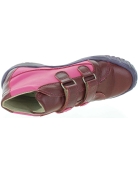 Boots girls best for ankle pronation in kids 