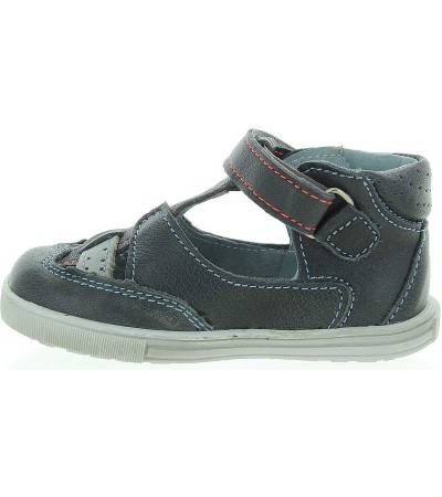 Closed toe good arch baby sandals 