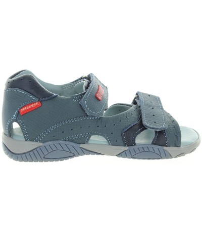 Leather sandals for a boys with pronation Leather sandals for a boys with pronation