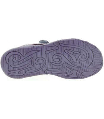Orthopedic sandals with heel support for teens