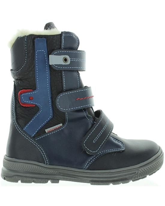 Online store with walking tall boots for a toddler 