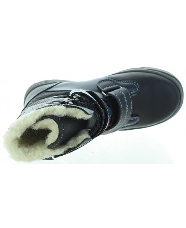 Navy snow boots for a child with wool