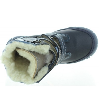 Snow boots to correct pronation knee height